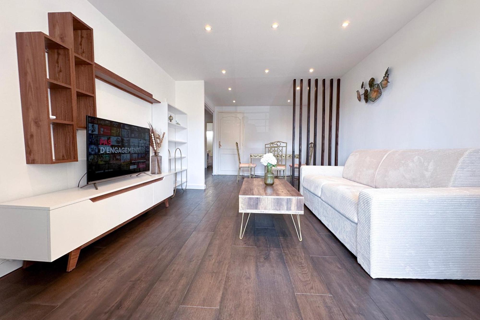 Poincare 4 - Lumineux, Renove, Central Et Calme A Juan Les Pins 昂蒂布 外观 照片