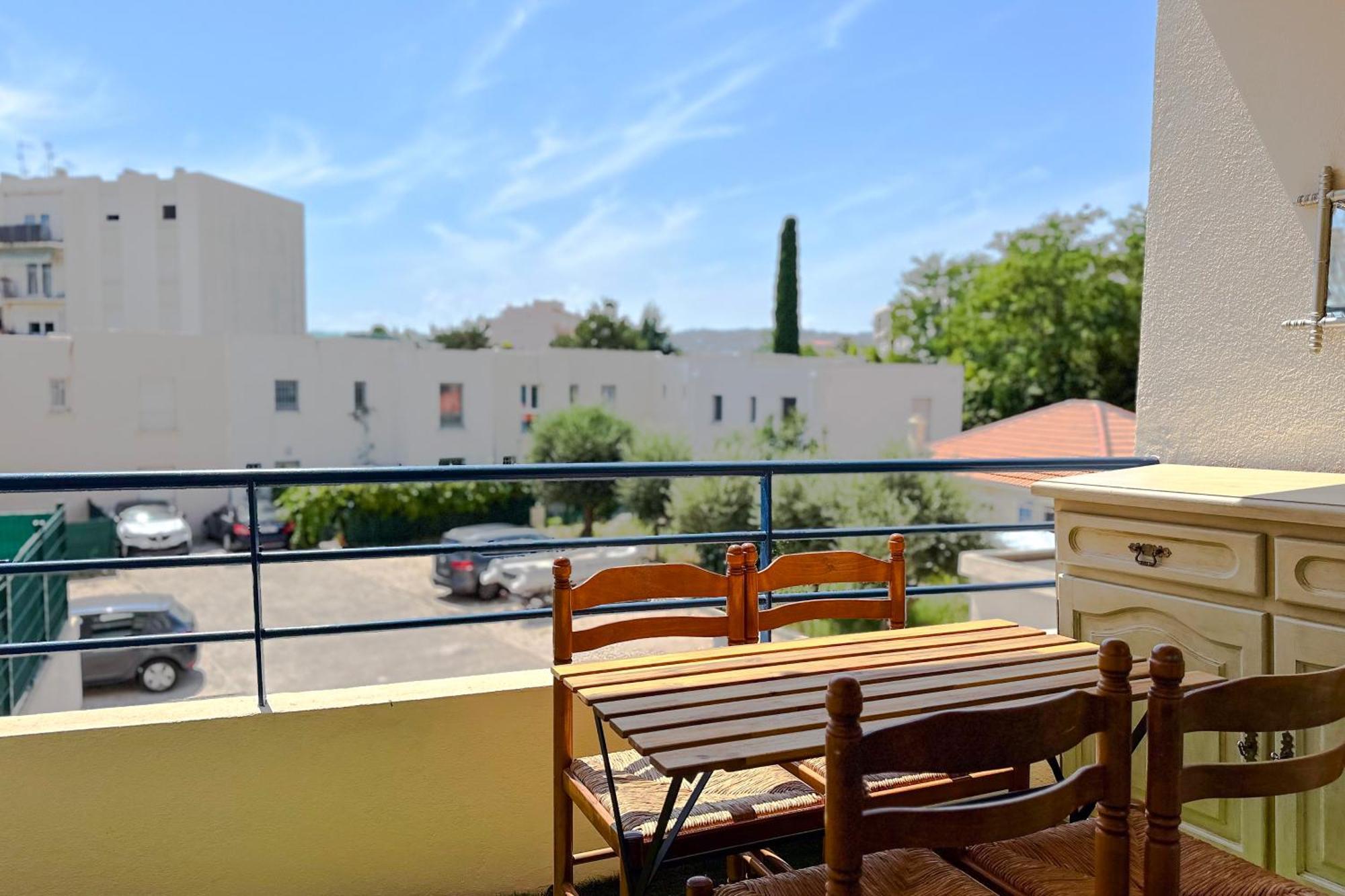 Poincare 4 - Lumineux, Renove, Central Et Calme A Juan Les Pins 昂蒂布 外观 照片